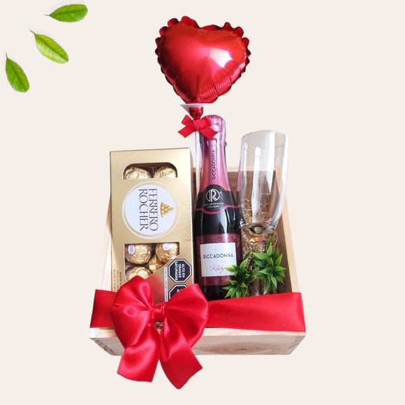 Gift Box Aniversario 2 | Regalos Personalizados | Boketto Lima. Regalos para mujeres y hombres en su Cumpleaños, Día de la Madre, Día del Padre, San Valentín. Regalos para mi novio o novia en nuestro Aniversario o Matrimonio. Detalles para regalar. Regalos a domicilio. Box de regalo. Gift Box en Lima. Gift Boxes Navideños.