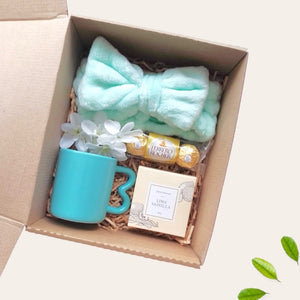 Gift Box Spa 4 | Regalos Personalizados | Boketto Lima. Regalos para mujeres y hombres en su Cumpleaños, Día de la Madre, Día del Padre, San Valentín. Regalos para mi novio o novia en nuestro Aniversario o Matrimonio. Detalles para regalar. Regalos a domicilio. Box de regalo. Gift Box en Lima.